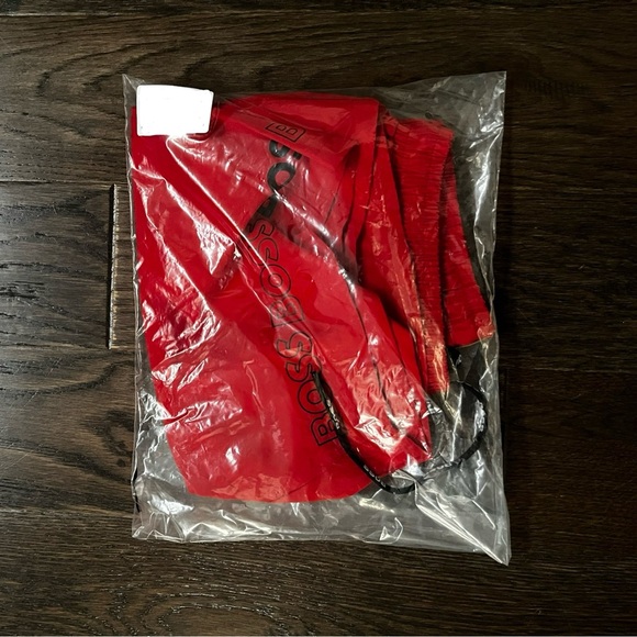 Hugo Boss Swim Shorts Red Men's Size Small - Picture 3 of 3